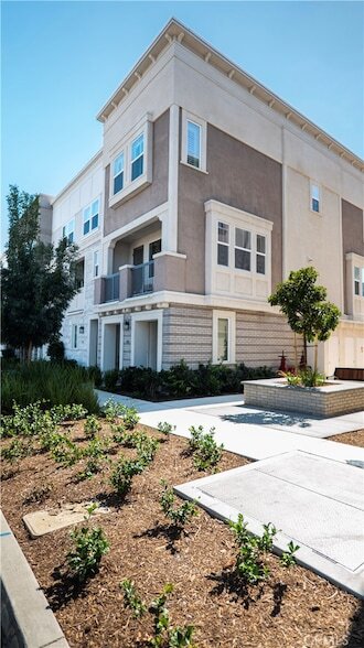 Photo - 131 N 1st Ave