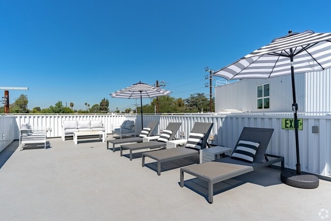 Photo - Modern - 2 Story Loft Unit 303