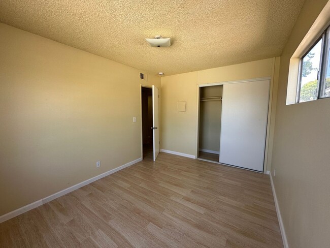 Photo - 1423 Edgewood Dr Apartment Unit A