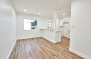 Photo - 232 W 3rd St House
