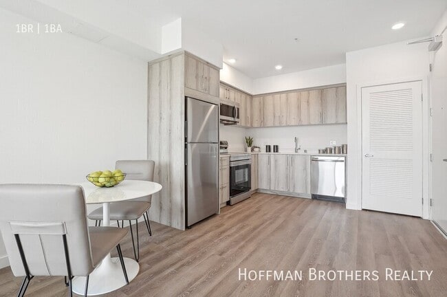 Photo - 224 N Alvarado St Unit 404