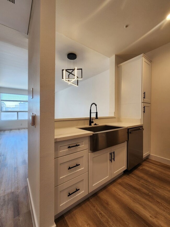 Photo - 14515 Dickens St Unit 207