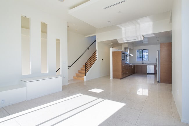 Photo - 8639 Whitworth Dr