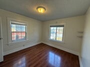 Photo - 3 bedroom 2 bath house in Long Beach
