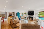 Photo - 7122 Dume Dr