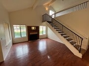 Photo - 408 N Center Ct