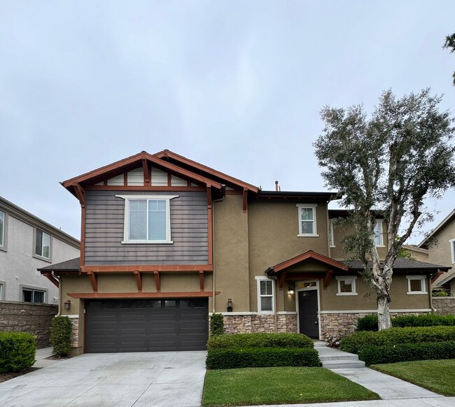 Modern 3 Bed | 2.5 Bath Home in Tustin Field - Modern 3 Bed | 2.5 Bath Home in Tustin Field