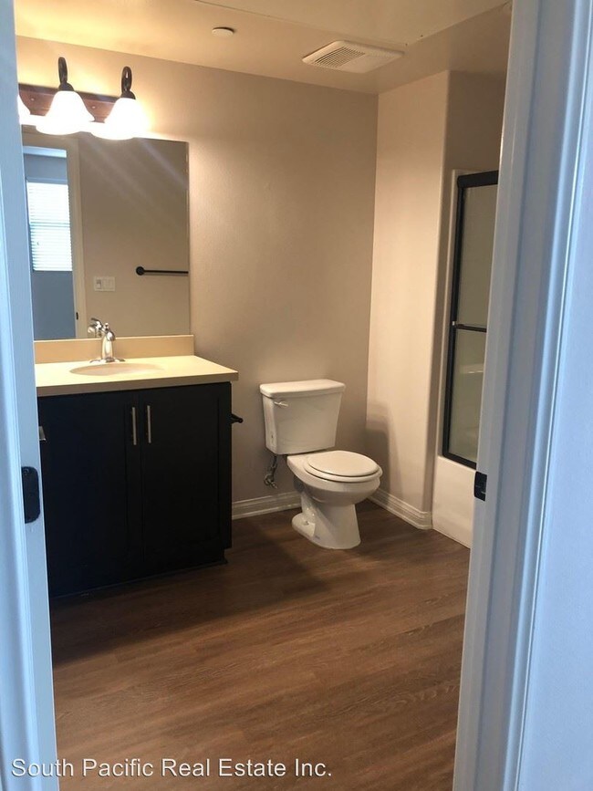 Photo - The Strohm Building