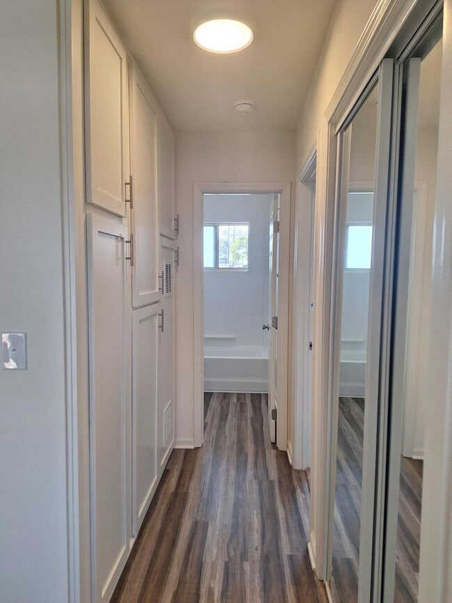Photo - 3818 Merrimac Ave