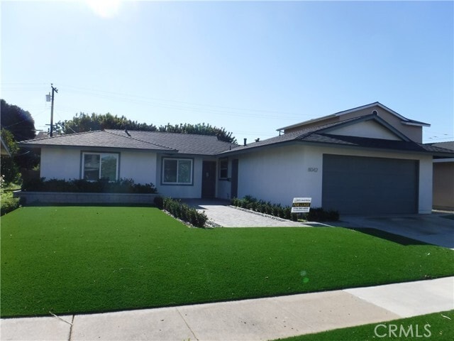 Building Photo - 8042 Taylor Dr