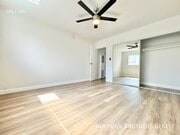 Photo - 6337 Whitsett Ave Unit 19