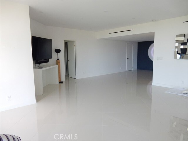 Photo - 900 Island Dr Unit 705