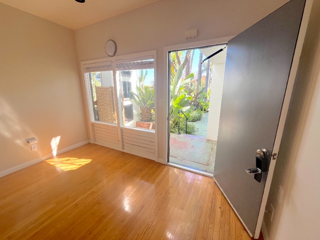 Photo - 250 Cliff Dr