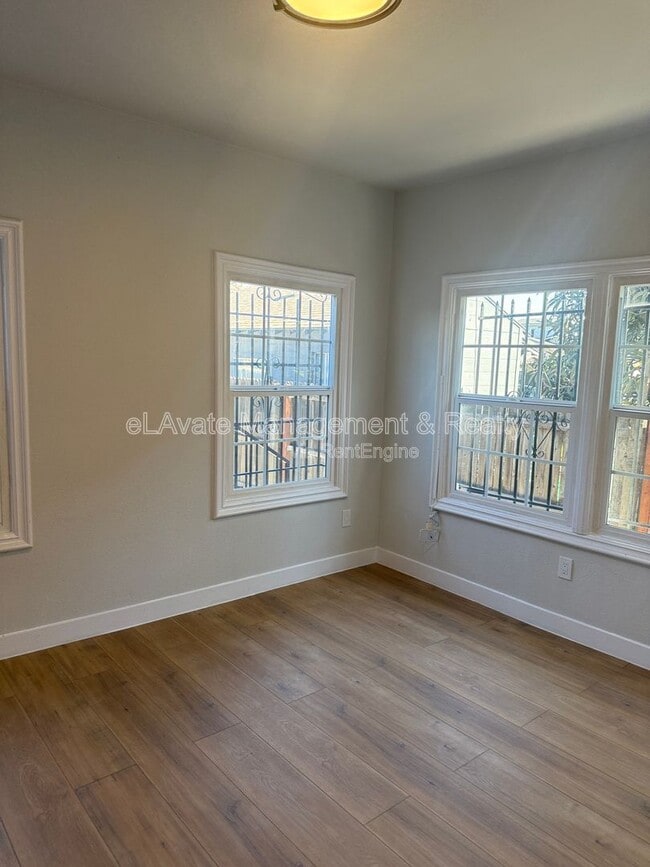 Photo - 1607 W 49th St Unit 1609