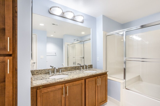 Photo - 21301 Erwin St Unit 526