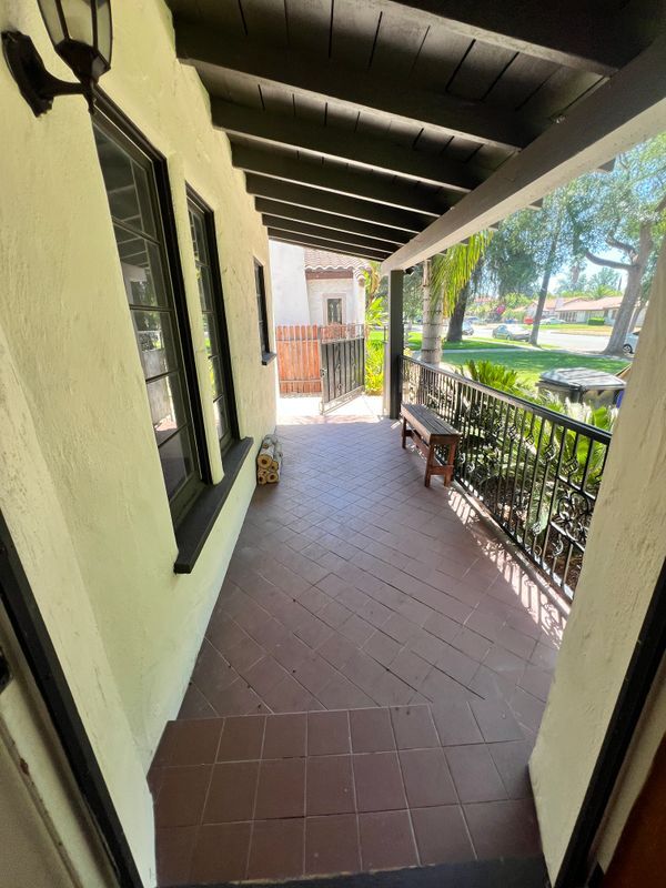 Photo - 484 W 25th St