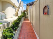Photo - 218 35th Pl Townhome