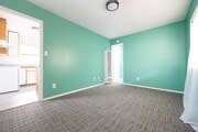Photo - Beautiful Detached 1 Bedroom Home in Lakeside!