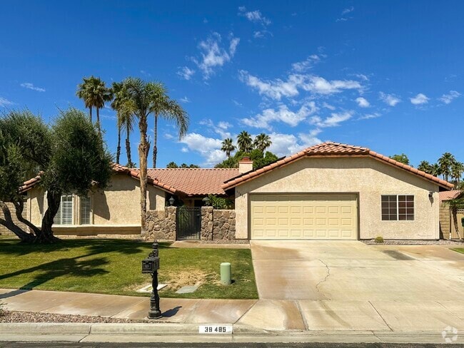 Building Photo - 39485 Regency Way Rental