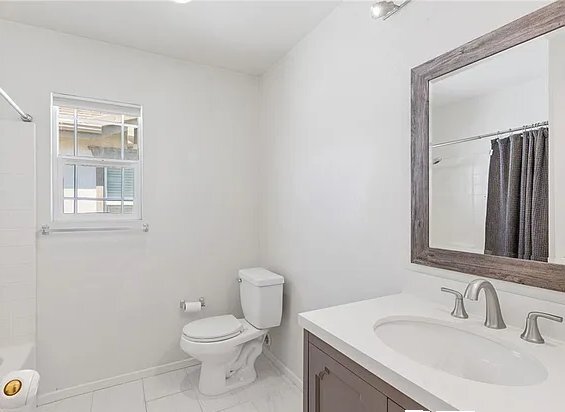 Building Photo - 11433 Mountain View Dr