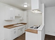 Photo - 16229 Woodruff Ave Apartment