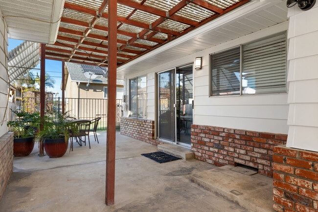 Photo - 58 Smith Ave