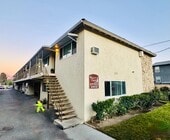 Photo - 24832 Walnut St