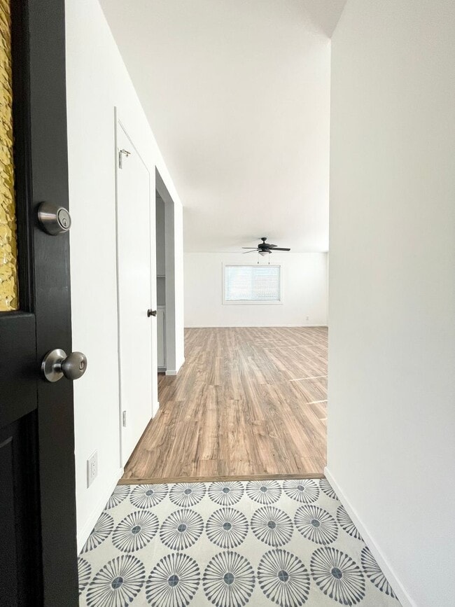 Photo - Remodeled Single Level Duplex!