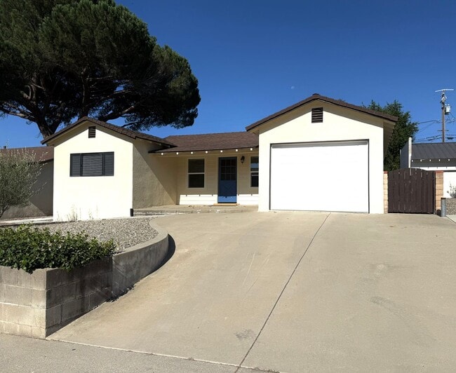 Building Photo - 361 Alisal Rd