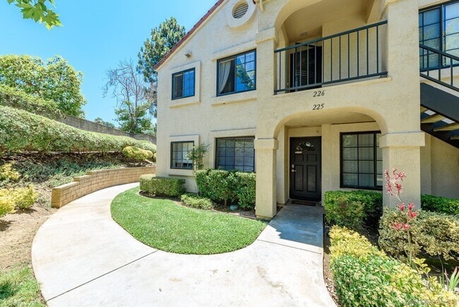 Building Photo - 13294 Wimberly Square Unit 225 Rental