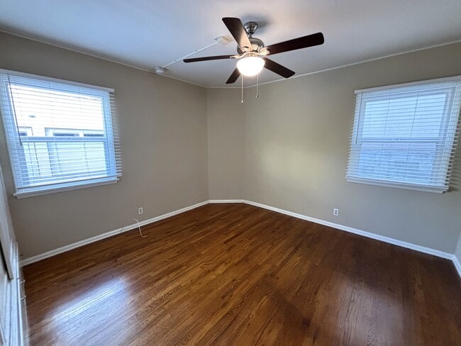 Photo - 10620 Holman Ave