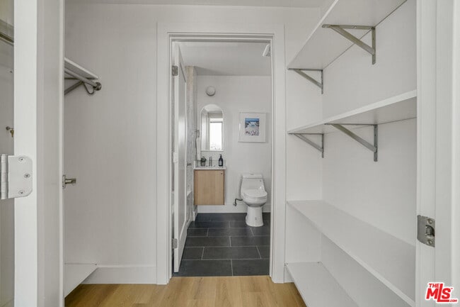 Photo - 1822 Overland Ave Unit 102