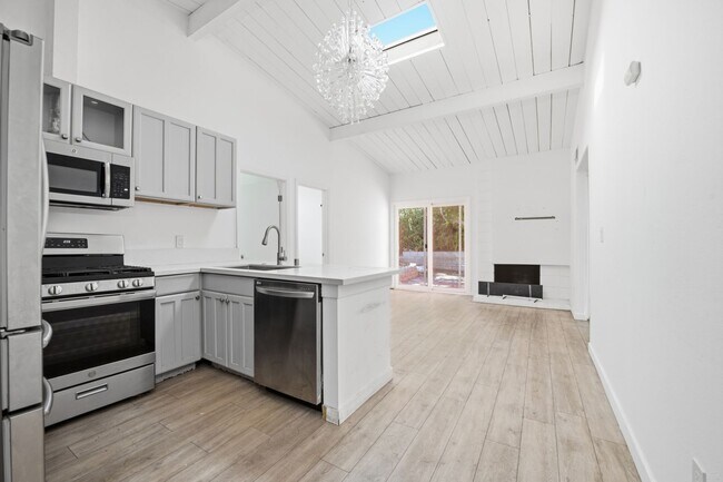 Building Photo - 4955 Baja Ct