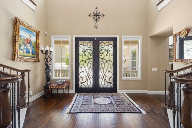 Photo - Exquisite Luxury Living in the Moorpark Country Club Estates