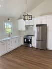 Photo - 1075 E Howard St
