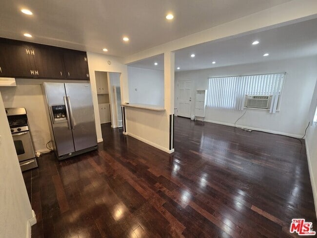 Building Photo - 14758 Lemay St Rental