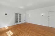 Photo - 6282 Commodore Sloat Dr Apartment