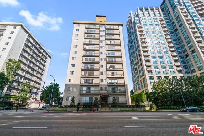 Photo - 10747 Wilshire Blvd Unit 806