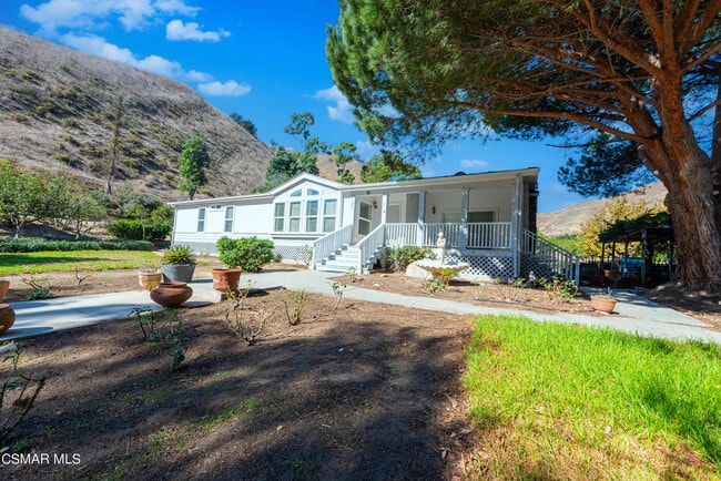 Photo - 1057 E La Loma Ave