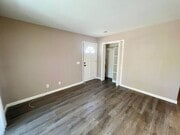 Photo - Cozy 1-Bedroom Duplex in La Mesa – Fully R... House