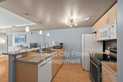 Photo - 425 W Beech St Unit 854