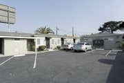 Photo - 12618 Lakewood Blvd Apartments