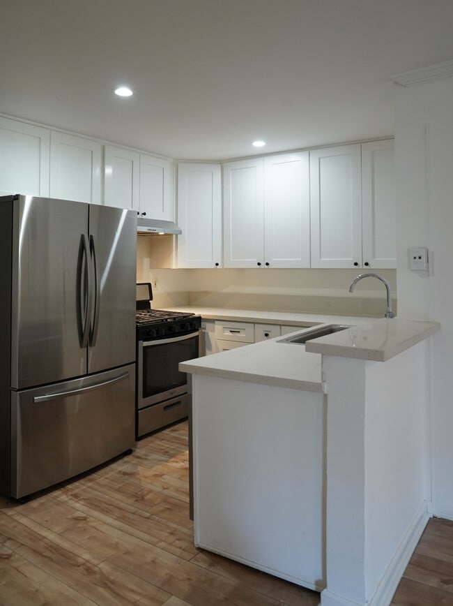 Photo - 7254 Vassar Ave Unit # 202