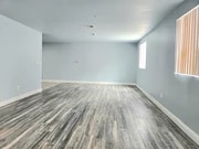 Photo - 713 W 58th St