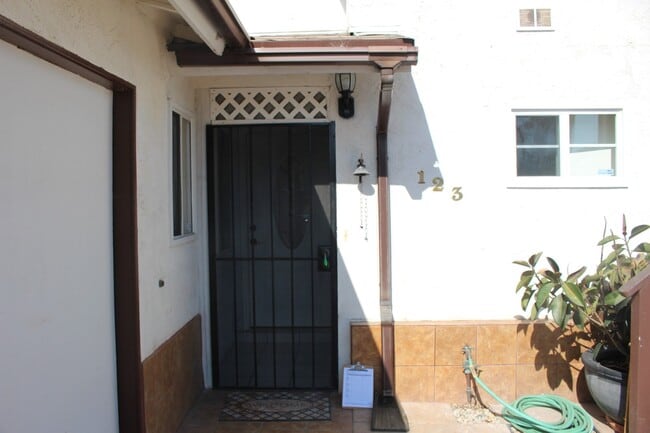 Photo - Frontier Dr. Unit A