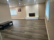 Photo - 13345 Victoria St