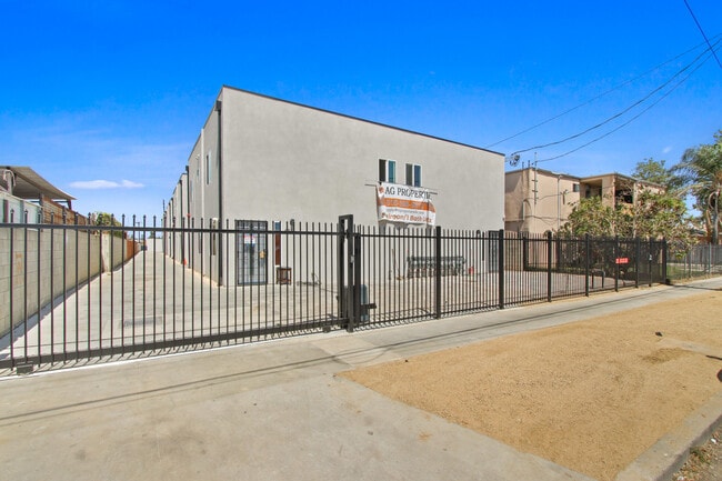 Front of Property - 649 W 92nd St Apartments