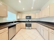 Photo - AVAILABLE NOW!! 3 BEDROOM 2 BATHROOM Home in Palm Desert!