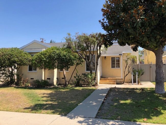 Photo - CRENSHAW 17024-17026 Unit 17024