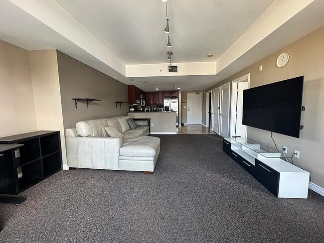 Photo - 875 G St Unit 603